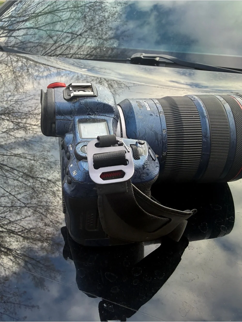 Canon EOS DSLR Camera in Blue Patterned Skin